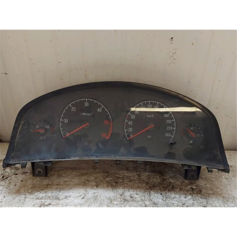 OPEL VECTRA C Kilométeróra