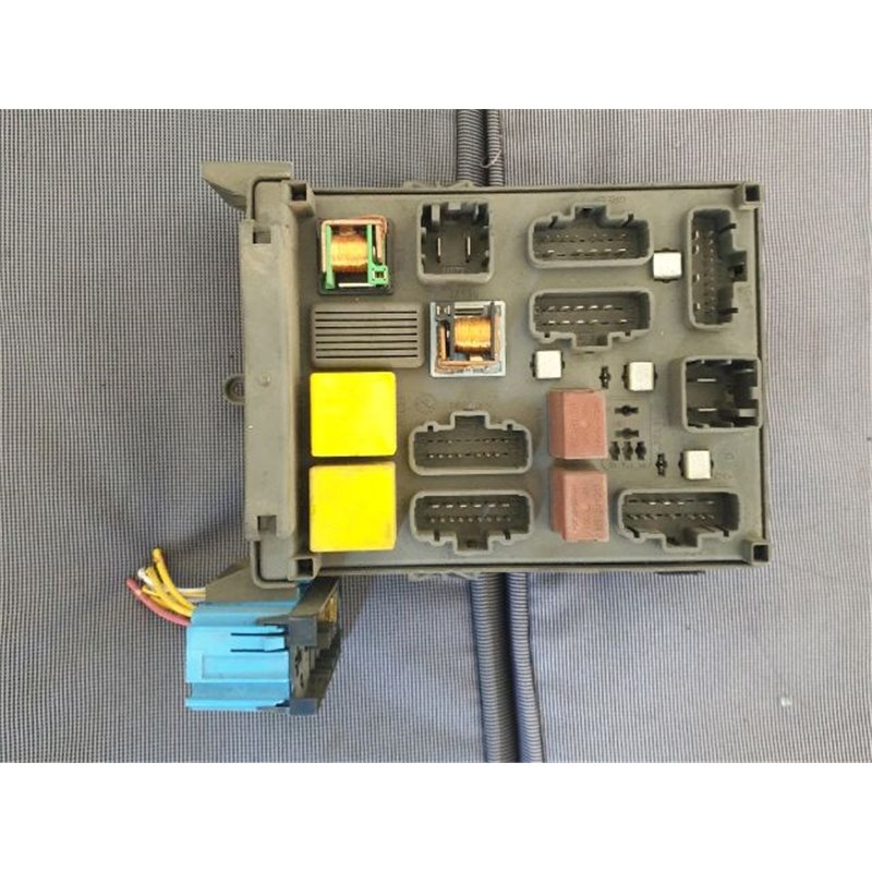 RENAULT LAGUNA II (BG0/1_) Biztosítéktábla Csomagtér