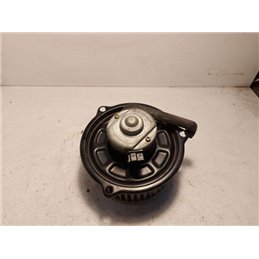 SUZUKI SWIFT II Ferdehátú (EA, MA) Fűtőmotor (Klímás)