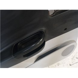 KIA CEED Bal hátsó Ajtó Kárpit KIA CEED Bal hátsó Ajtó Kárpit