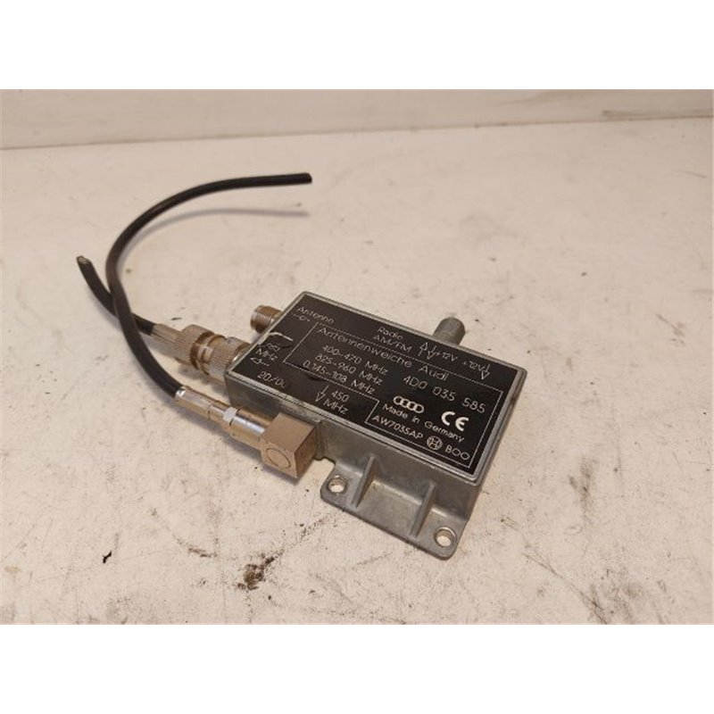 AUDI A8 (4D2, 4D8) Antenna Erősítő