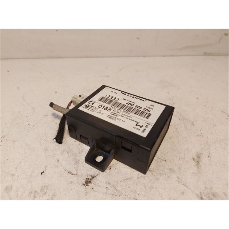 AUDI A8 (4D2, 4D8) Komfort Elektronika