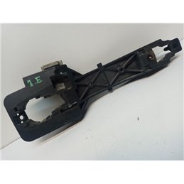 KIA CEED Jobb első Kilincs Hátulja