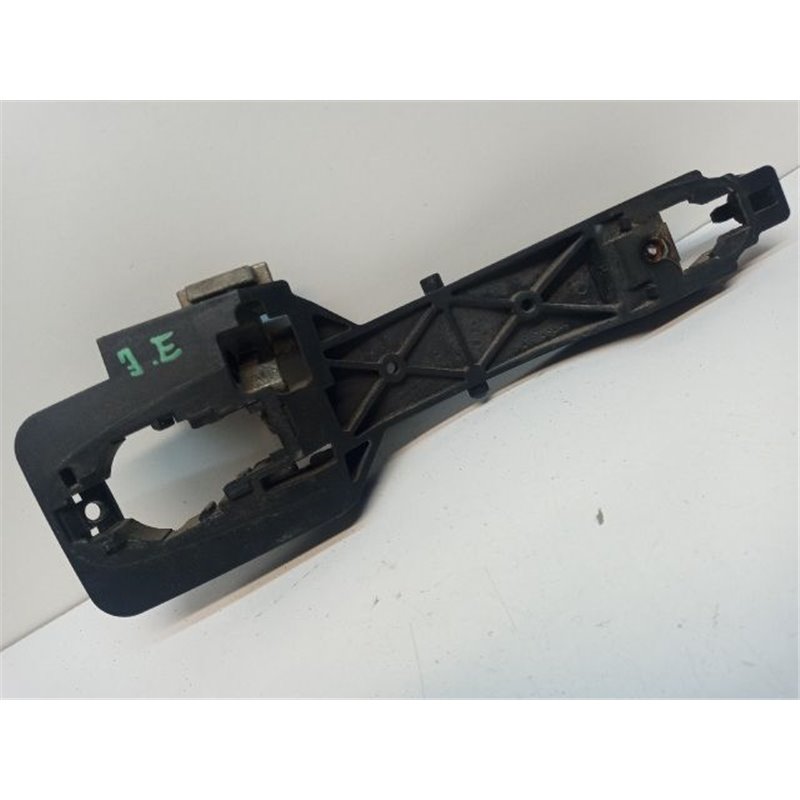 KIA CEED Jobb első Kilincs Hátulja