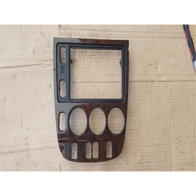 MERCEDES-BENZ M-CLASS (W163) Középkonzol Keret