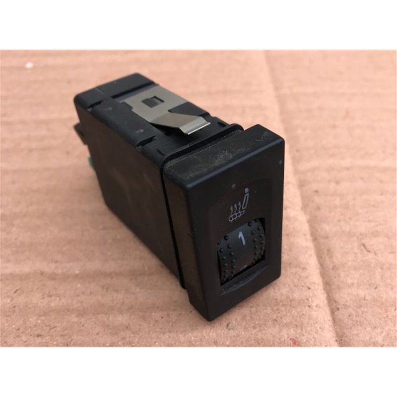 VW PASSAT Variant (3B6) Bal első Ülésfűtés Kapcsoló