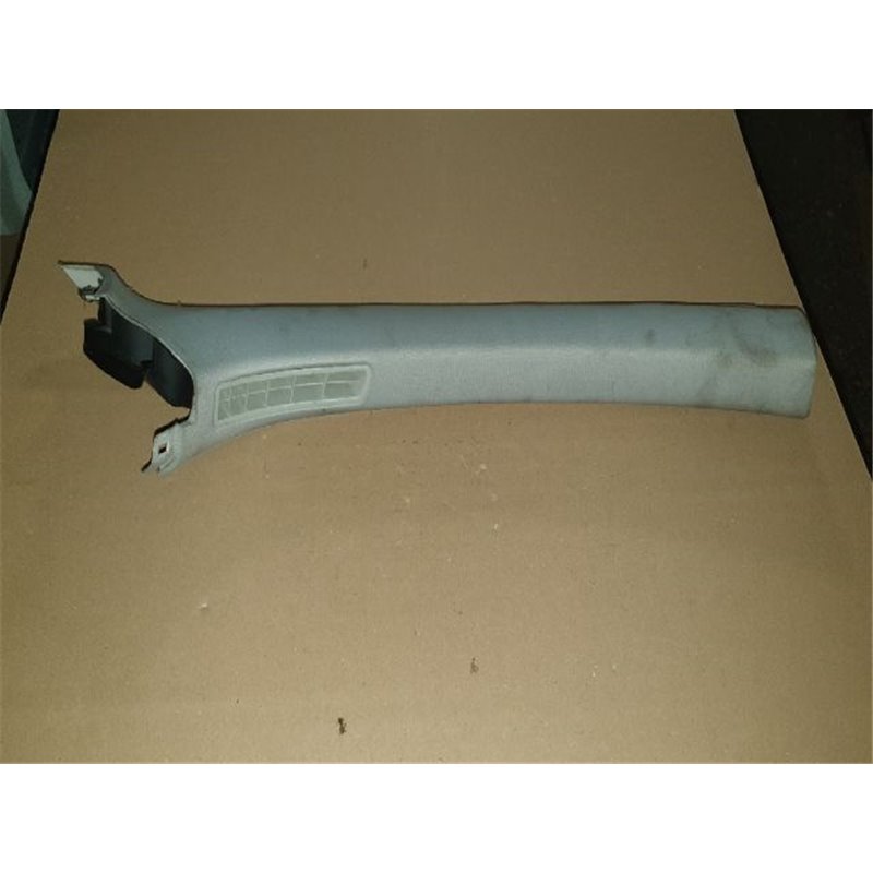 VW GOLF V (1K1) Jobb A Oszlop Burkolat