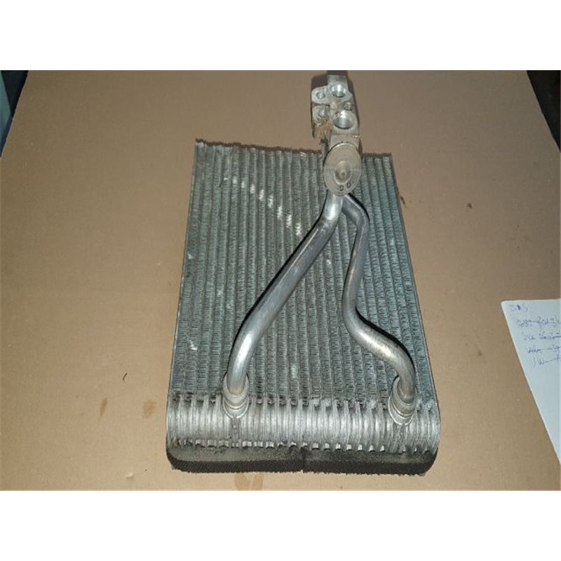 VW GOLF V (1K1) Klímahűtő Radiátor