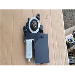 VOLVO V50 (MW) Jobb első Ablakemelő Motor