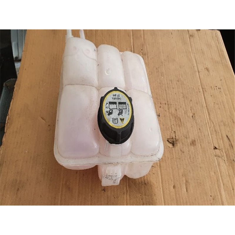 FORD FOCUS II (DA_) Kiegyenlítő Tartály