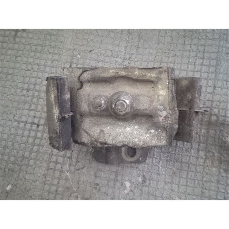 NISSAN TERRANO II (R20) Motor Tartó Bak Bal