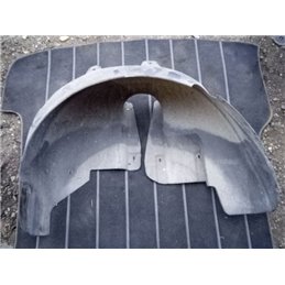 VW PASSAT Variant (3B6) Bal hátsó Hátsó Dobbetét (Kerékjárati, Műanyag)