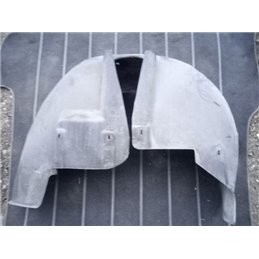 VW PASSAT Variant (3B6) Bal hátsó Hátsó Dobbetét (Kerékjárati, Műanyag)