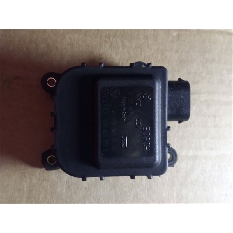 VW PASSAT Variant (3B6) Fűtés Állító Motor