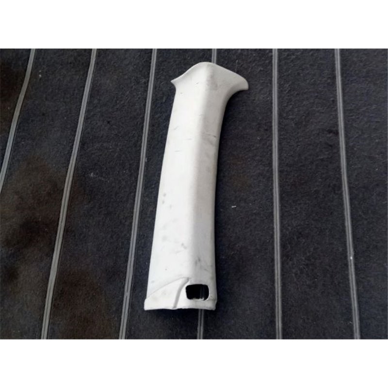 VW PASSAT Variant (3B6) Bal C Oszlop Burkolat