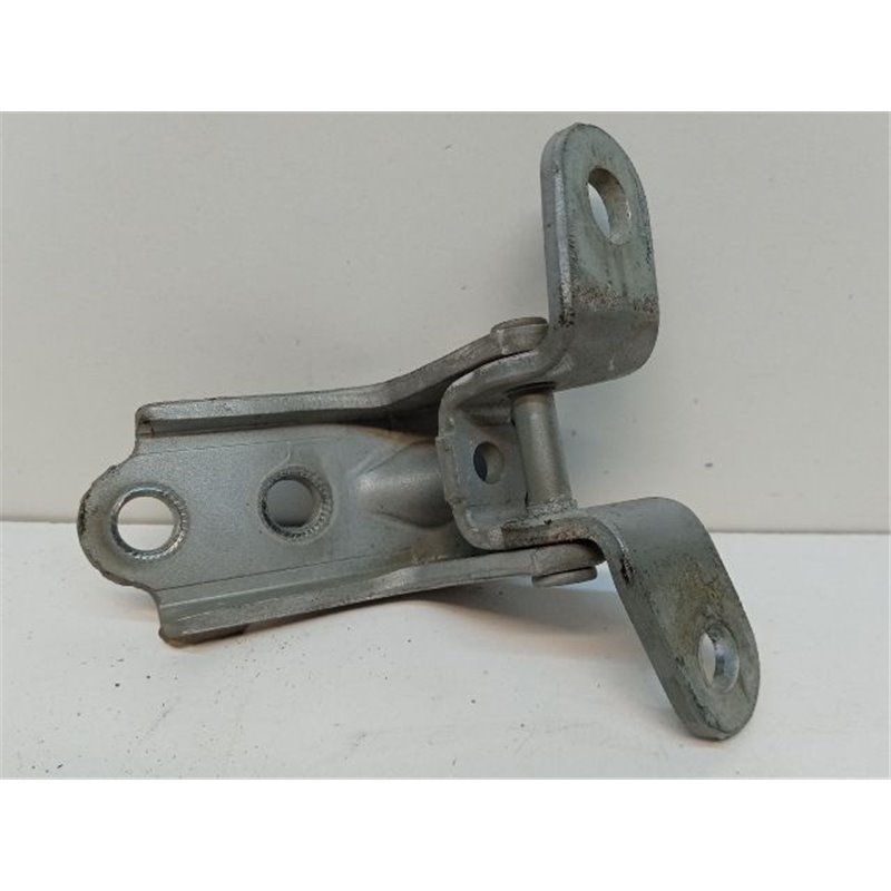 KIA CEED Jobb első Felső Zsanér