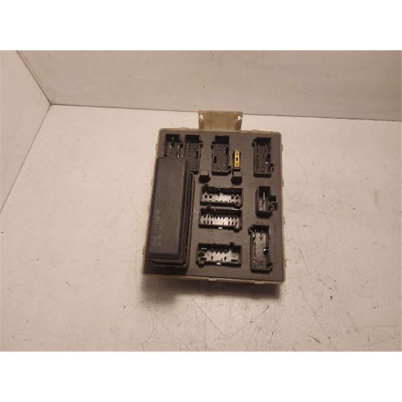 FORD FOCUS (DAW, DBW) Biztosítéktábla Utastér