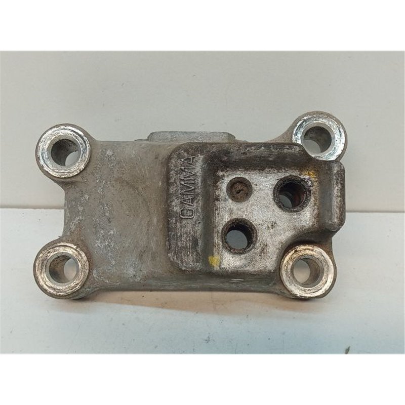 KIA CEED Motor Tartó Bak (Fém)