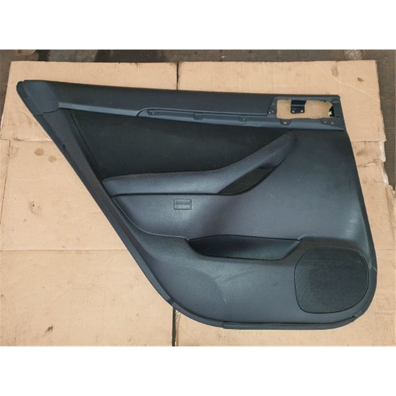 TOYOTA AVENSIS Kombi (T25) Bal hátsó Ajtó Kárpit