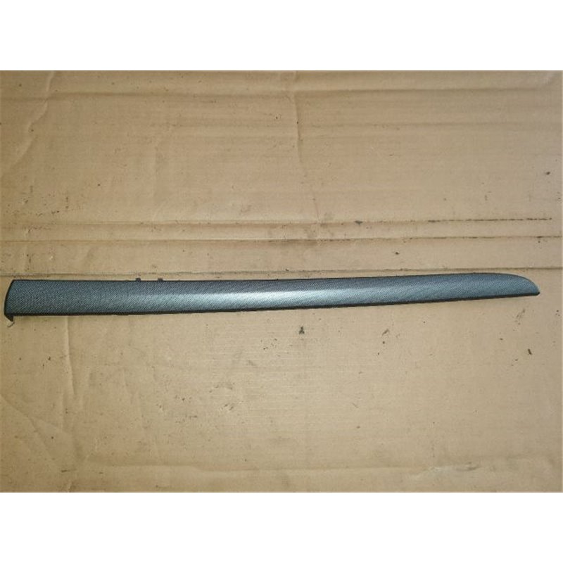 TOYOTA AVENSIS Kombi (T25) Jobb hátsó Ajtó Kárpit Díszléc