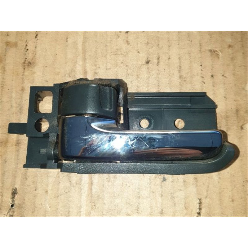 TOYOTA AVENSIS Kombi (T25) Bal hátsó Belső Kilincs