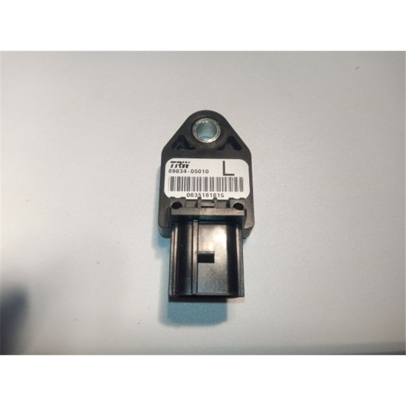 TOYOTA AVENSIS Kombi (T25) Bal első Oldal Ütközés Érzékelő