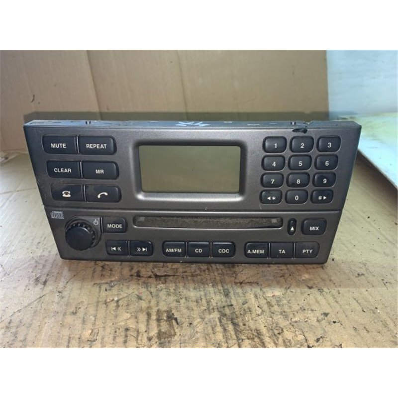 JAGUAR X-TYPE (CF1) Rádió / CD