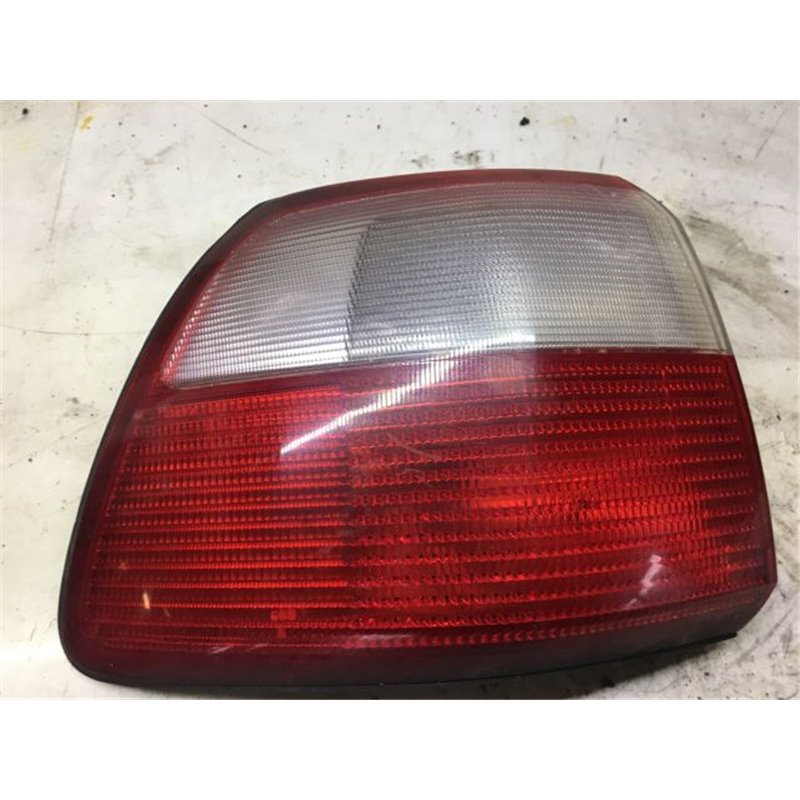 OPEL OMEGA B (25_, 26_, 27_) Bal Külső Hátsó Lámpa