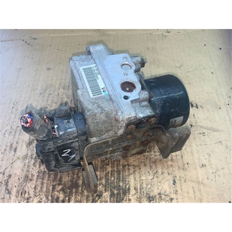 DAEWOO EVANDA (KLAL) ABS Kocka