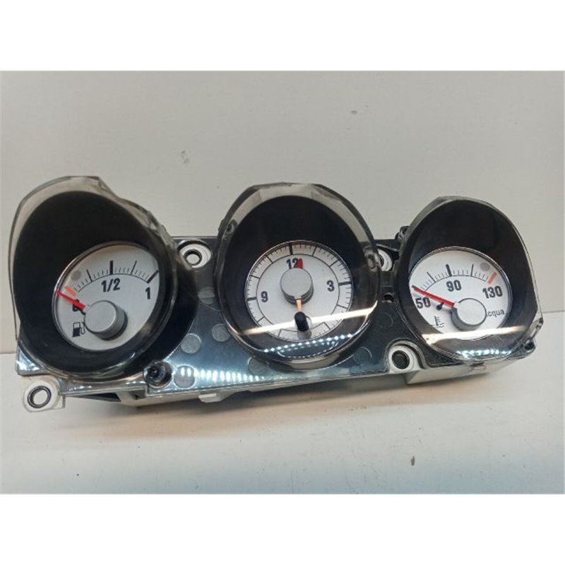 ALFA ROMEO 156 Óra (Időmérő)