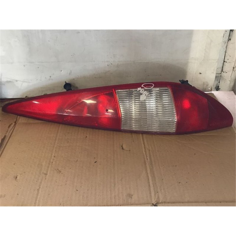 FORD MONDEO III (B5Y) Jobb Hátsó Lámpa