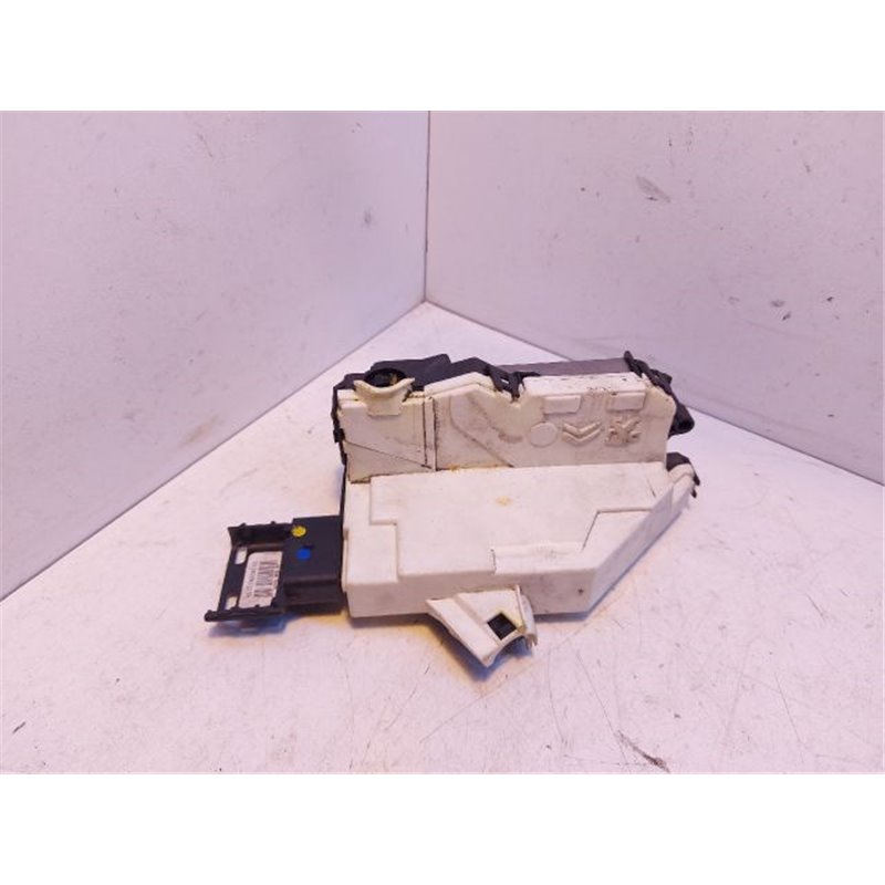 PEUGEOT 308 (4A_, 4C_) Jobb hátsó Ajtózár