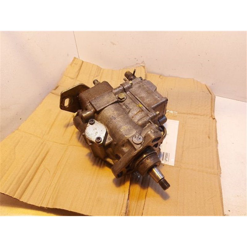 AUDI A4 (8D2, B5) Adagoló