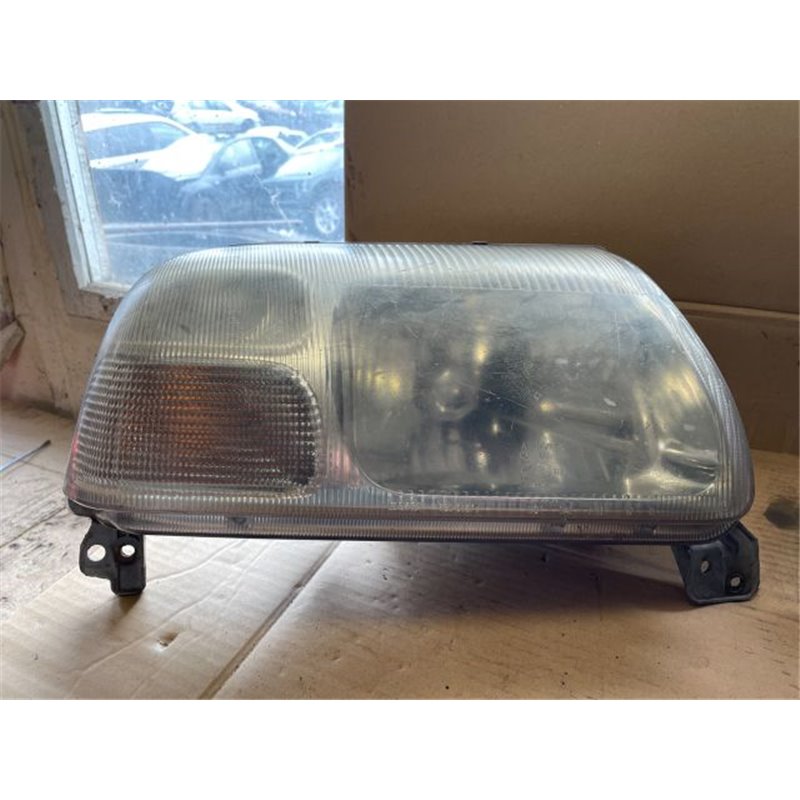 SUZUKI GRAND VITARA I (FT, GT) Jobb első Lámpabúra