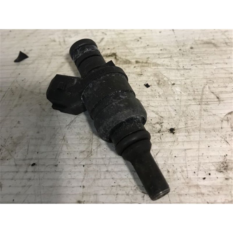 BMW 5 (E39) Porlasztó (1 db)