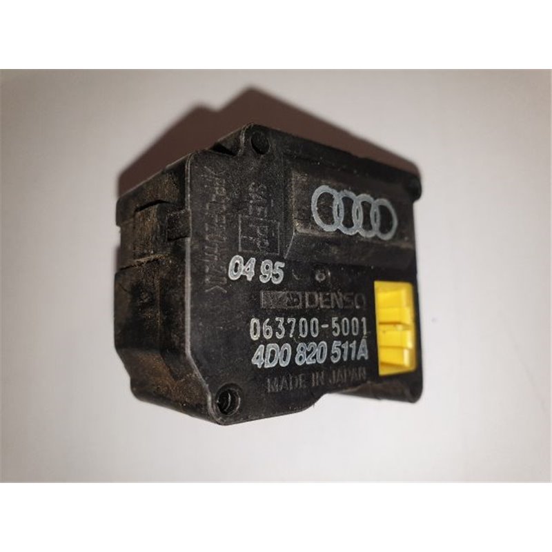 AUDI A8 (4D2, 4D8) Fűtés Állító Motor