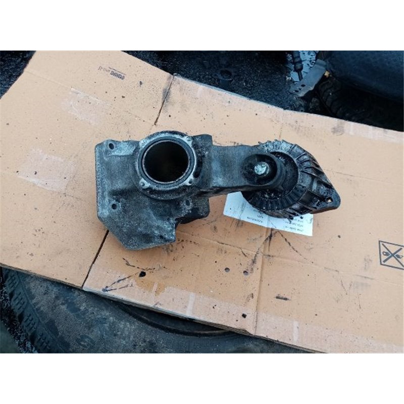 MERCEDES-BENZ C-CLASS (W204) Motor Tartó Bak (Fém)