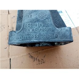 MERCEDES-BENZ C-CLASS (W204) Motor Tartó Bak (Fém)