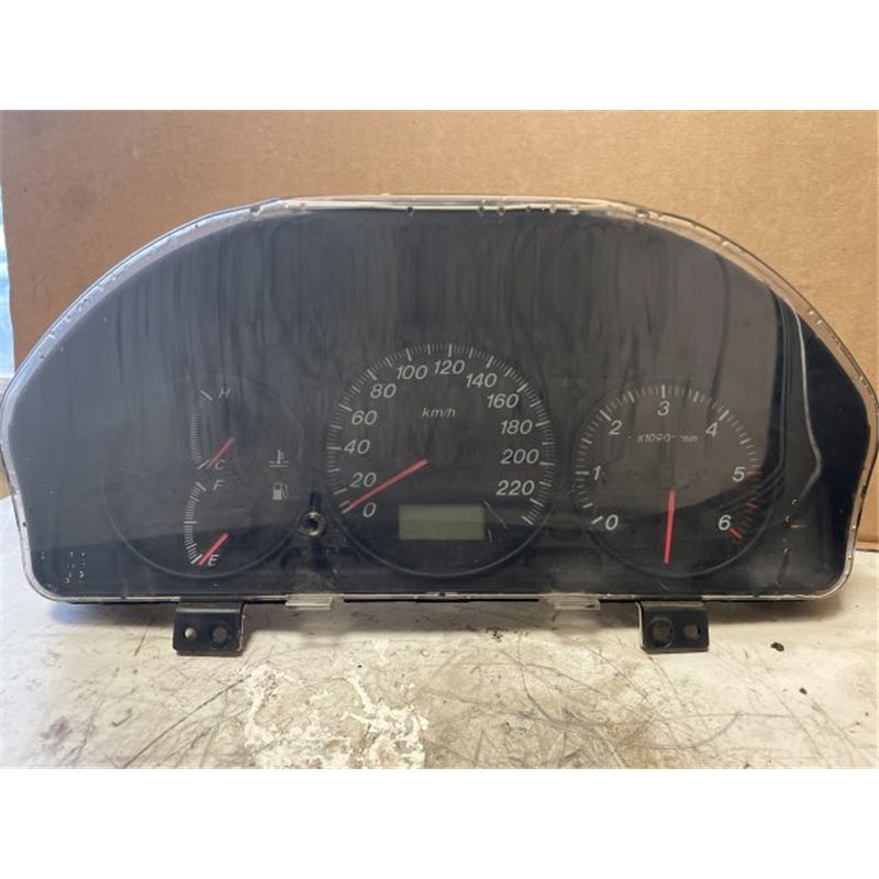 MAZDA 323 F VI (BJ) Kilométeróra