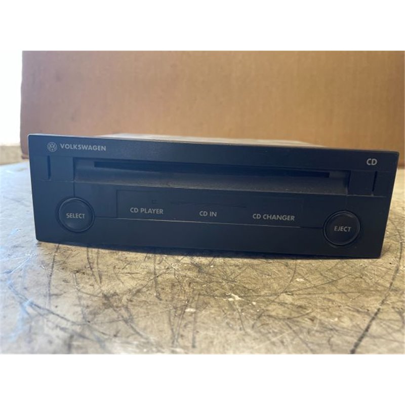 VW TOURAN (1T1, 1T2) Rádió / CD