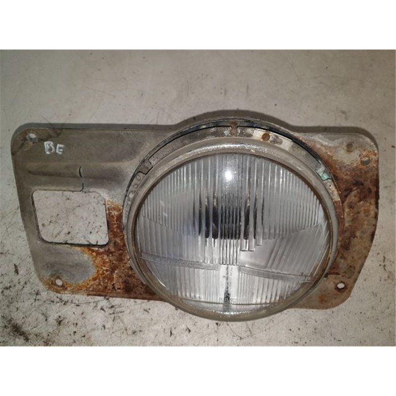 SKODA 105,120 (742) Bal Fényszóró