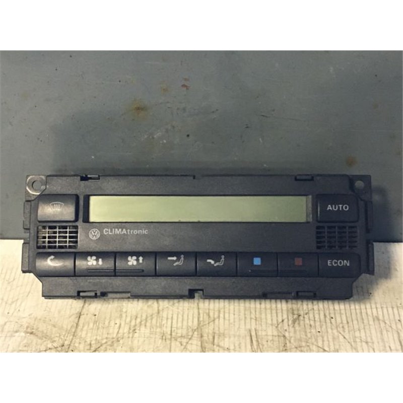 VW PASSAT Variant (3B5) Fűtéskapcsoló (digit klímás)