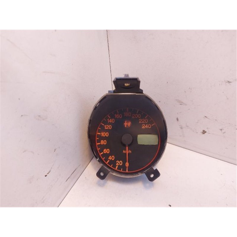 ALFA ROMEO 156 (932) Kilométeróra