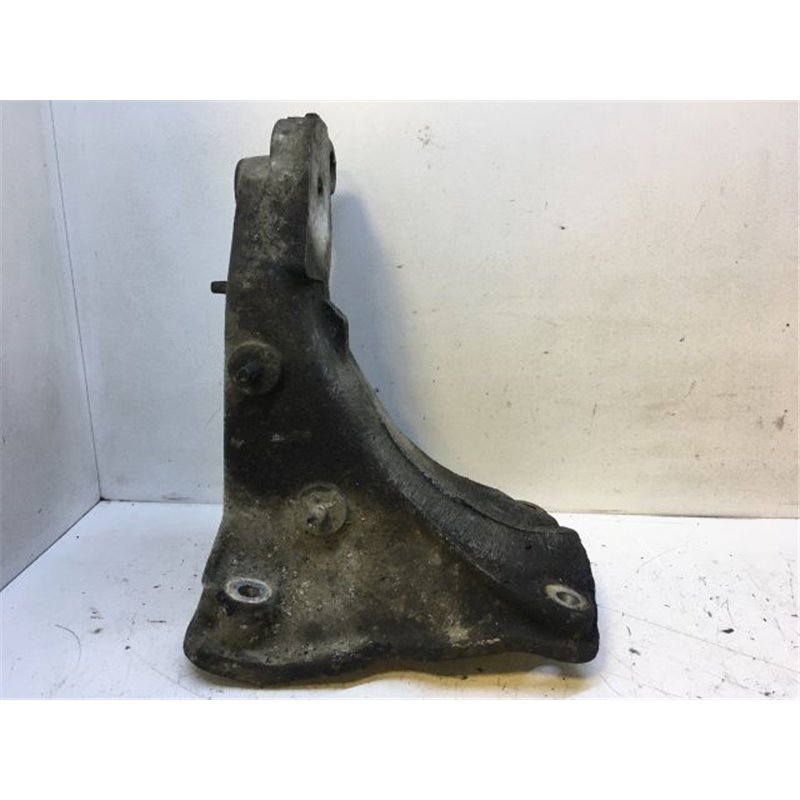 VW GOLF III Motor Tartó Bak (Pozíciófüggetlen)