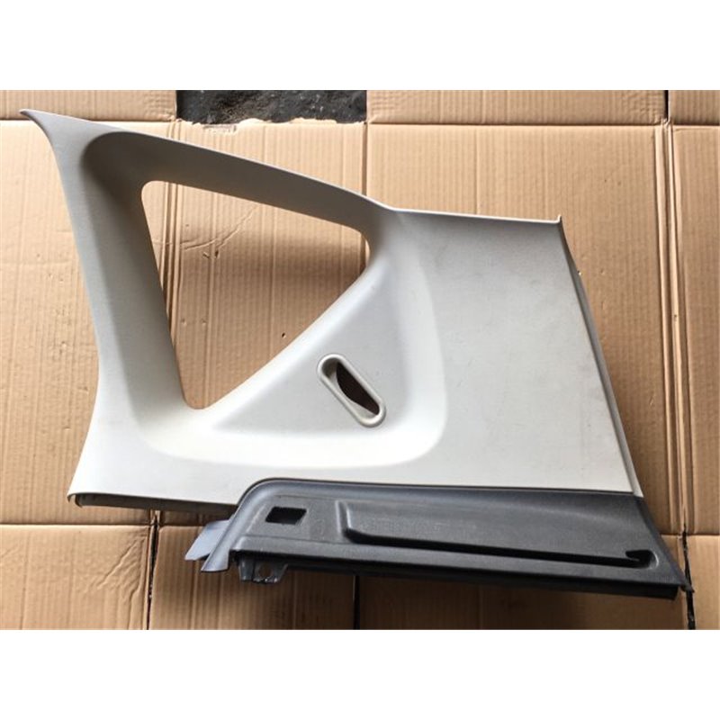 MERCEDES-BENZ A-CLASS (W169) Jobb C Oszlop Burkolat