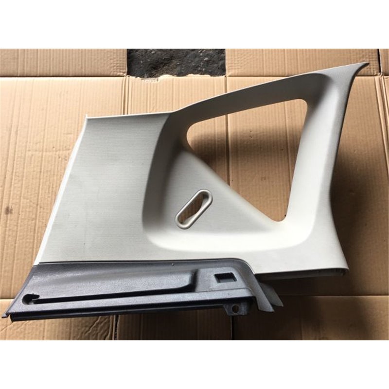 MERCEDES-BENZ A-CLASS (W169) Bal C Oszlop Burkolat