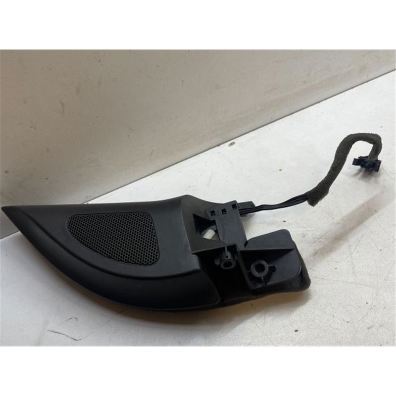 VW GOLF V Jobb első Hangszóró