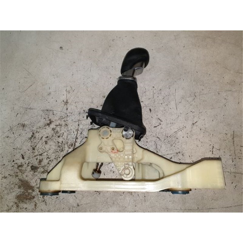 KIA CEED SW (ED) Váltó Kulissza