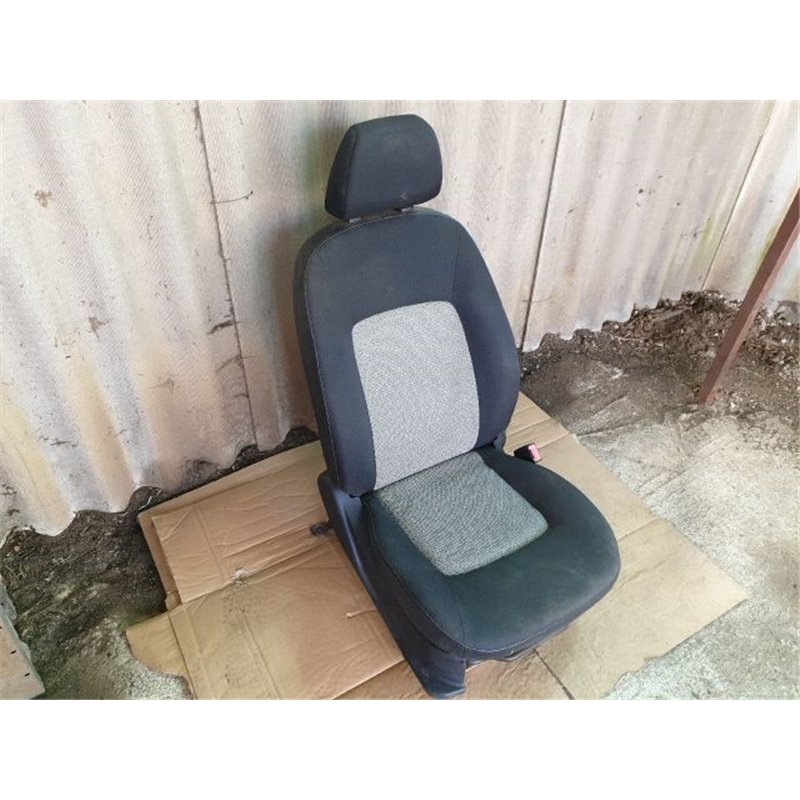 HYUNDAI i10 (PA) Jobb első Ülés