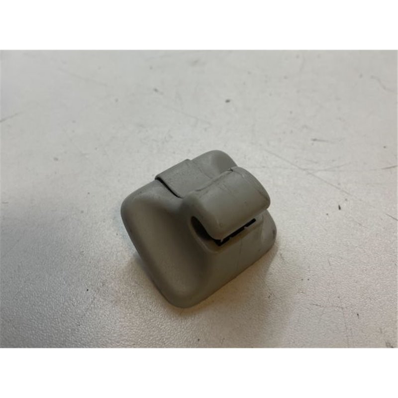 VW GOLF V Napellenző Tartó (Pozíciófüggetlen)